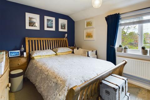 6 Washington Road, Bewbush, Crawley, RH11 6EJ