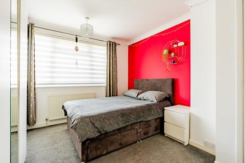 7 Dyrham Road, Bristol, BS15 4HW
