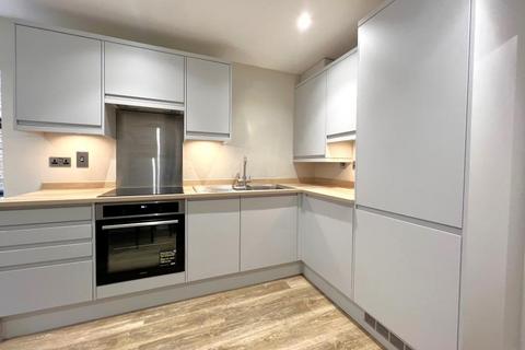 1 bedroom apartment to rent, South Road, Weybridge KT13