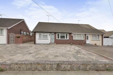 2 bedroom semi-detached bungalow for sale, Pinewood Avenue, Leigh-on-sea, SS9
