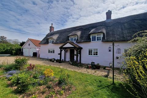 3 bedroom cottage for sale, Bentley Road, Forncett St Peter