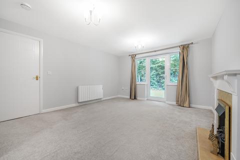 2 bedroom flat for sale, London Road, Newbury, RG14