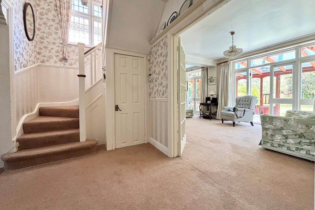 Hayes Way, Park Langley, Beckenham, BR3 4 bed detached house for sale