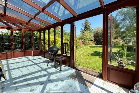 79 Hayes Way, Beckenham, BR3 6RR