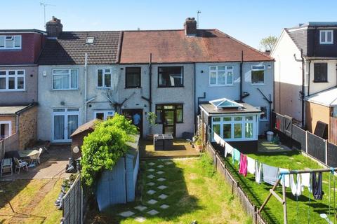 18 Saffron Road, Romford, RM5 3ES