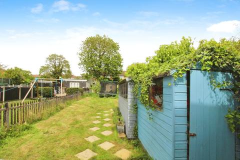 18 Saffron Road, Romford, RM5 3ES