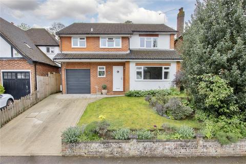 4 bedroom detached house for sale, Pinewood Avenue, Sevenoaks, Kent, TN14