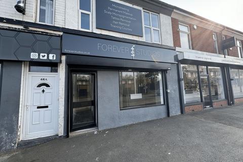 Retail property (high street) to rent, Bury Old Road, Whitefield, M45