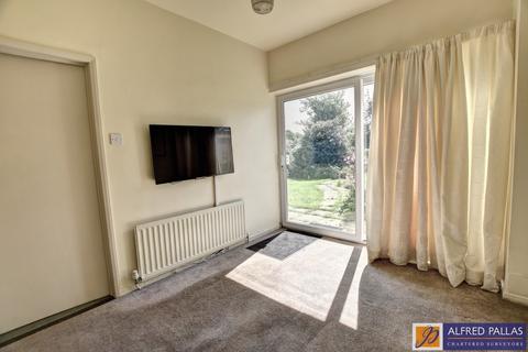5 Dipe Lane, West Boldon, East Boldon, NE36 0PX