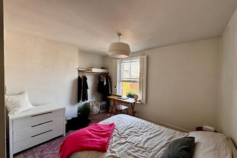 1 bedroom apartment to rent, Meadow Hill Road, Tunbridge Wells, TN1