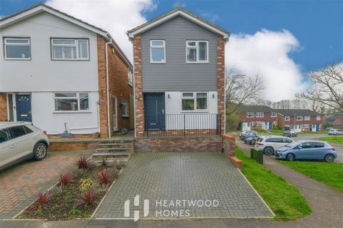 3 bedroom detached house for sale, Tennyson Road, St. Albans, AL2 3HX