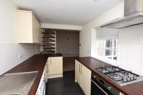 2 bedroom terraced house to rent, Church Street, Burbage