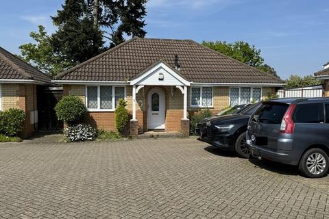 Bournemouth - 2 bedroom detached bungalow for sale