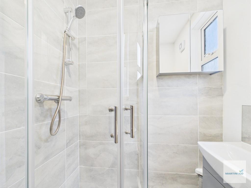 Cam03394 g0 pr0402 still008