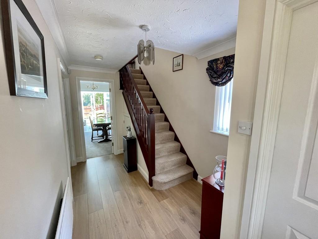Hadrian Way, Corfe Mullen 3 bed detached house for sale £479,950