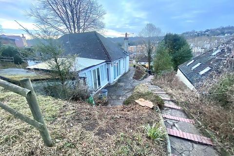 10 Hornchurch Hill, Whyteleafe, CR3 0DA