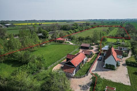 4 bedroom barn conversion for sale, Carleton Rode