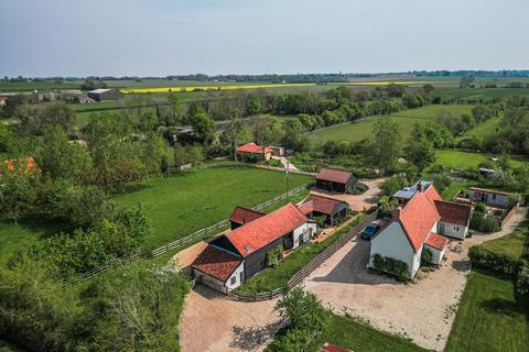 4 bedroom barn conversion for sale, Carleton Rode