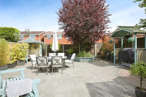 4 bedroom detached house for sale, The Willows, Atherstone