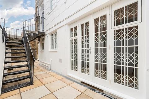 Studio to rent, Winterton House, Park Walk SW10