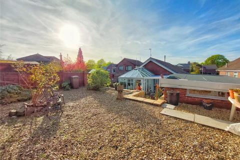 2 bedroom detached house for sale, Middlegate Green, Crawshawbooth, Rossendale, BB4