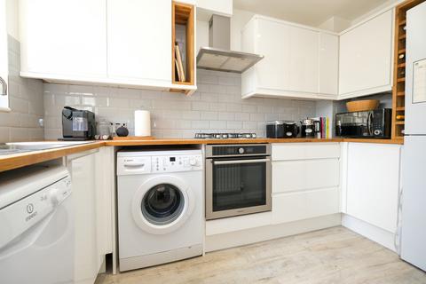 2 Harvel Close, Orpington, BR5 2QQ