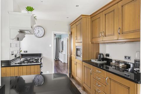 31 Riefield Road, London, SE9 2QD