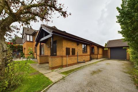 2 bedroom detached bungalow for sale, Peach Field, Great Boughton