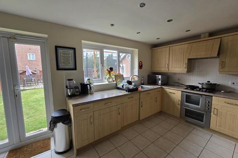 4 bedroom detached house for sale, Westminster Close, Hartford, Northwich