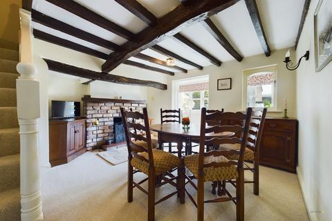 4 bedroom cottage for sale, Rakeway Road, Cheadle