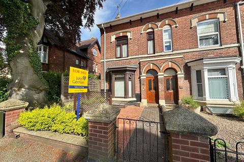 3 bedroom end of terrace house for sale, Trent Valley Road, Lichfield
