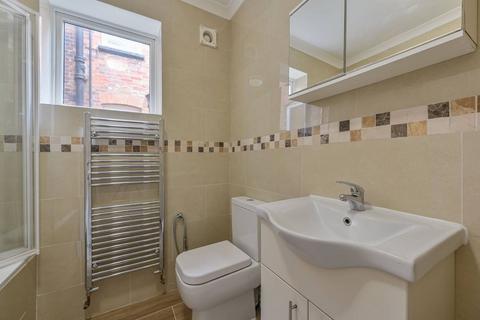 2 bedroom flat for sale, Rosslyn Crescent, Harrow, HA1