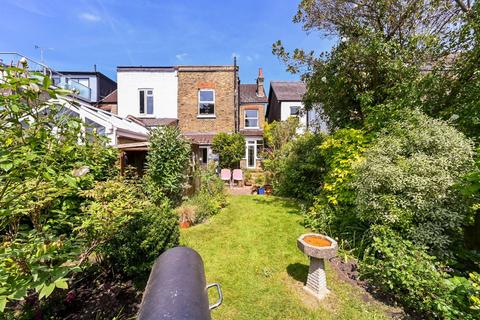 3 bedroom semi-detached house for sale, Norbiton Avenue, Kingston, Kingston upon Thames, KT1