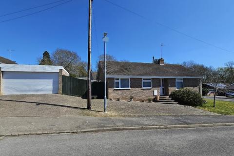 3 bedroom detached bungalow for sale, Portway Crescent, Croughton