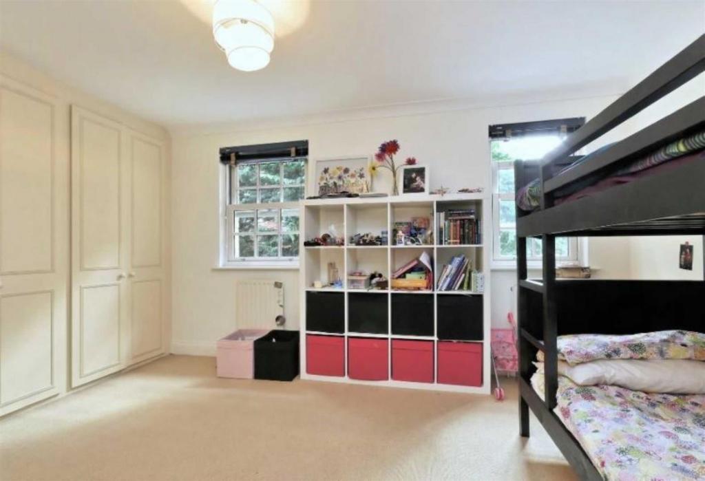 Streatley-place-hampstead-nw3