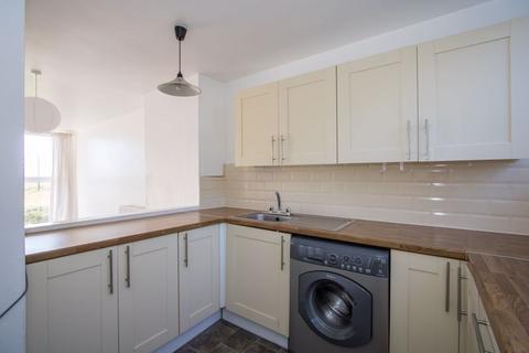 2 bedroom flat for sale, Gwent, Northcliffe, Penarth