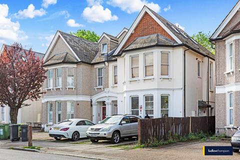 2 bedroom flat to rent, Culverley Road, Catford, London, SE6