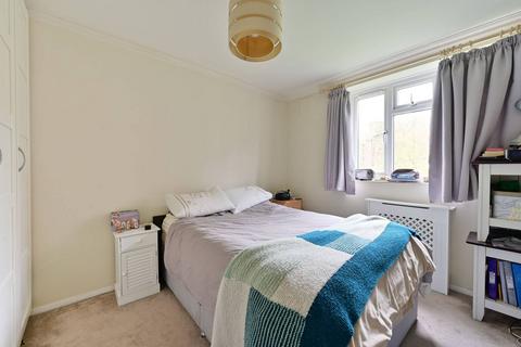 3 bedroom flat for sale, Whitnell Way, Putney, London, SW15