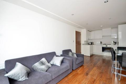 2 bedroom flat to rent, Hackney Road, Shoreditch, London, E2