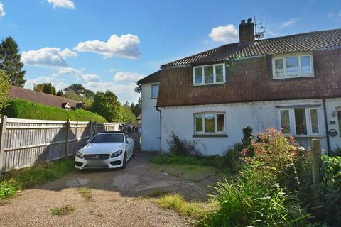 3 bedroom end of terrace house for sale, Cat Street, Hartfield TN7