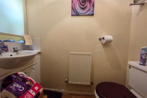 59 Grasshaven Way, London, SE28 8TJ