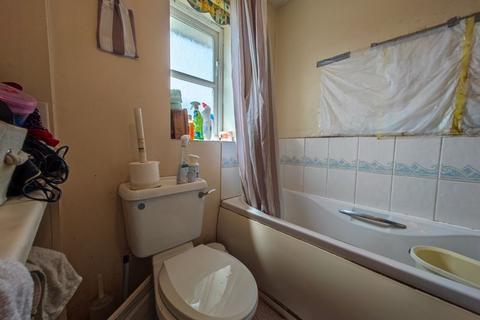 59 Grasshaven Way, London, SE28 8TJ