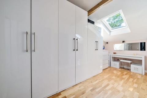 32a Selcroft Road, Purley, CR8 1AD