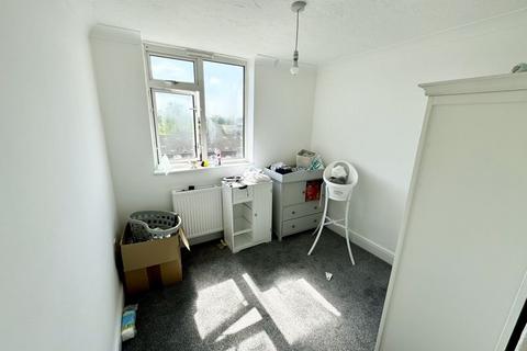 2 bedroom apartment for sale, Long Banks, Harlow