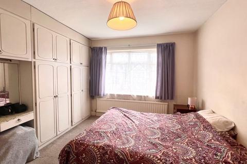 3 bedroom semi-detached house for sale, Beulah Close, Edgware