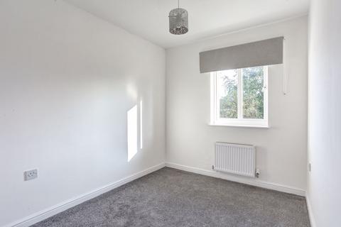 3 bedroom mews to rent, Kensington Drive, Congleton