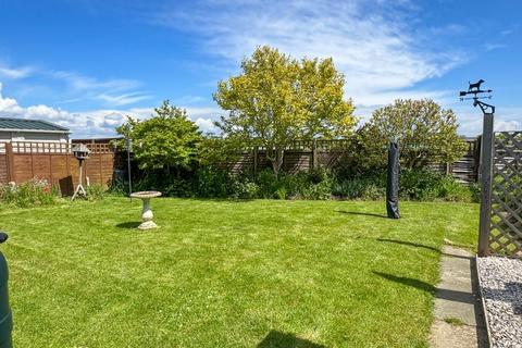 2 bedroom detached bungalow for sale, Marylands Crescent, Bognor Regis