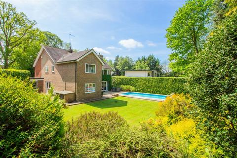 4 bedroom detached house for sale, Rural Lane Location In Etchingham