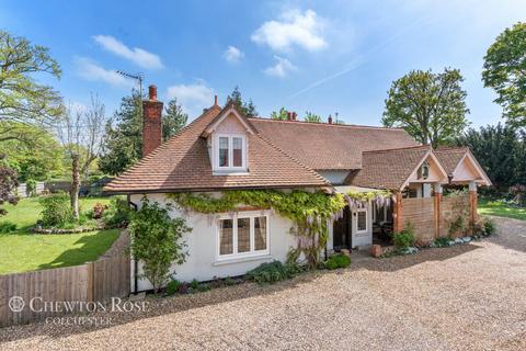 5 bedroom detached house for sale, Colchester Road, St Osyth