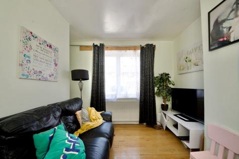 3 bedroom terraced house for sale, Rowdowns Road, Dagenham, Essex, RM9 6NJ